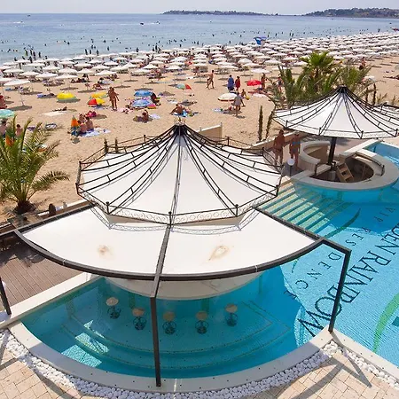 Golden Rainbow Apartahotel Sunny Beach