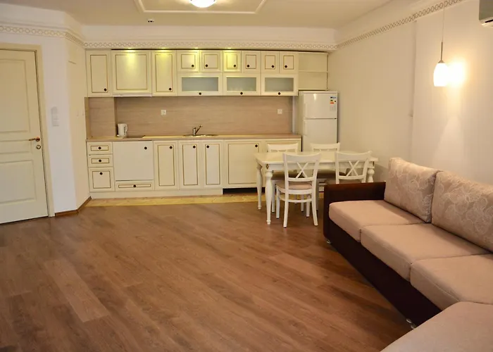 Apartahotel Golden Rainbow Sunny Beach