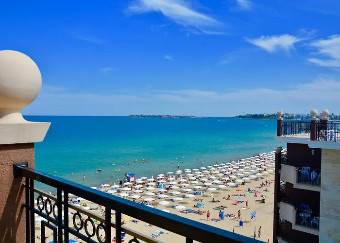 Golden Rainbow Apartahotel Sunny Beach