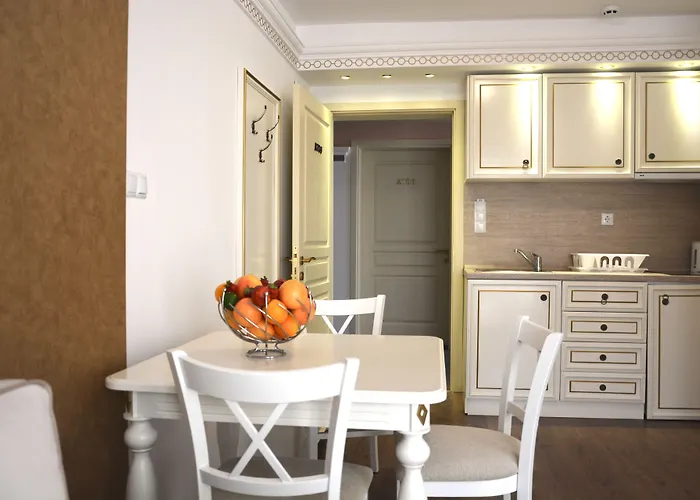 Golden Rainbow 4* סאני ביץ'