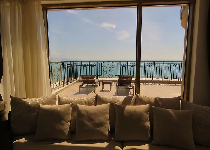 Golden Rainbow Apartahotel Sunny Beach