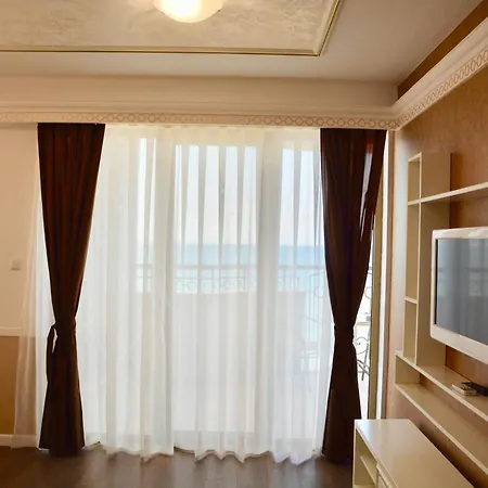 Apartmanhotel Golden Rainbow