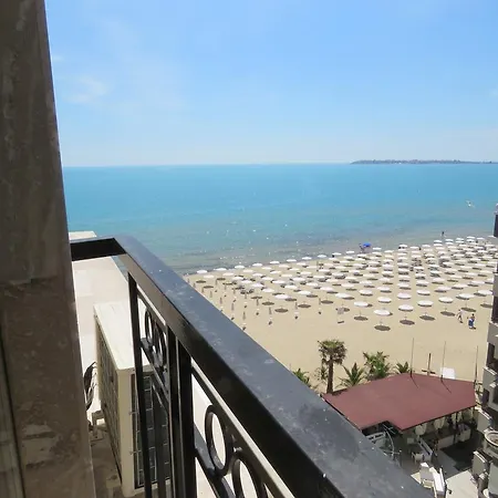 Golden Rainbow Aparthotel Slantschew brjag