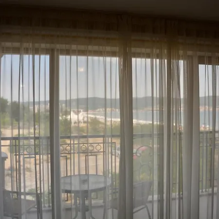 Golden Rainbow Aparthotel 4*