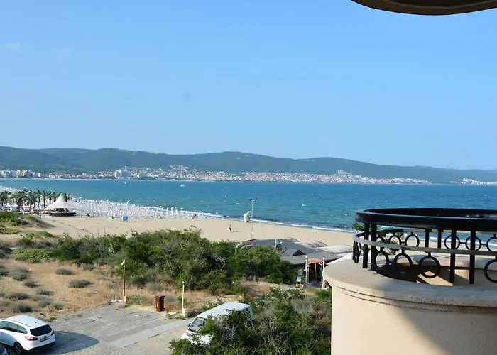 Lejlighedshotel Golden Rainbow