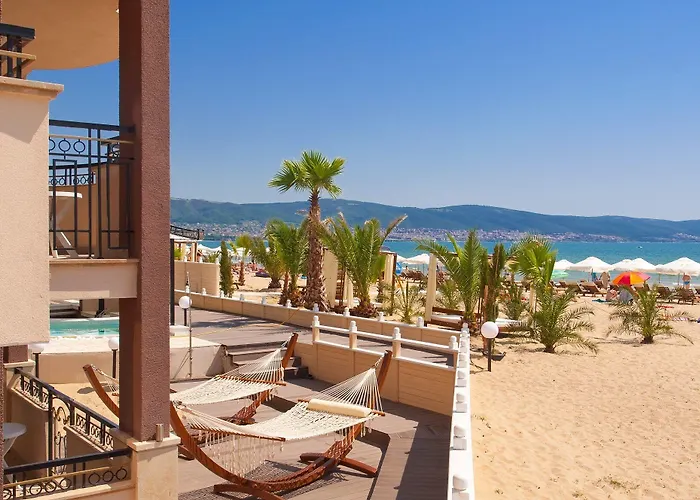 Lejlighedshotel Golden Rainbow