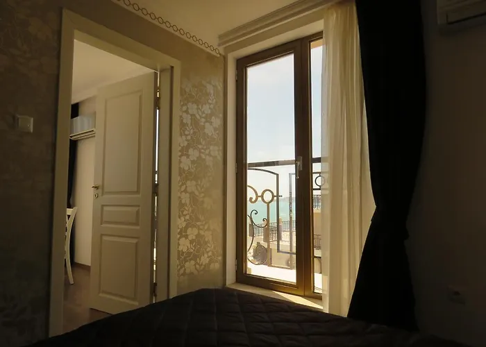 Lejlighedshotel Golden Rainbow