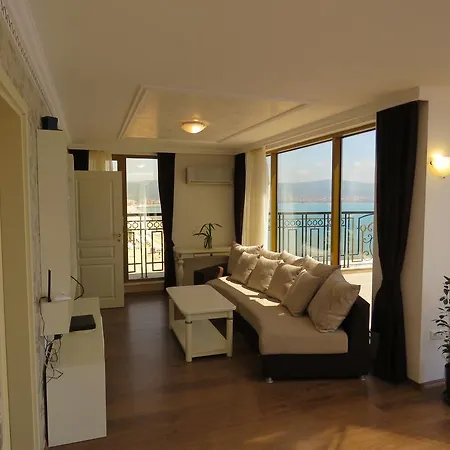Golden Rainbow Aparthotel Sunny Beach
